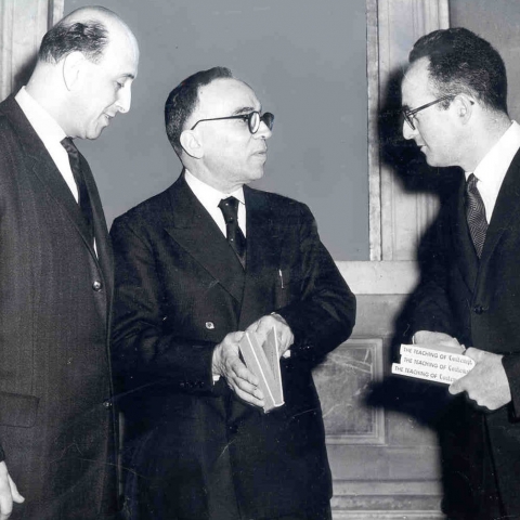 Abraham S. Karlikow, directeur du bureau européen d’AJC, 1964
