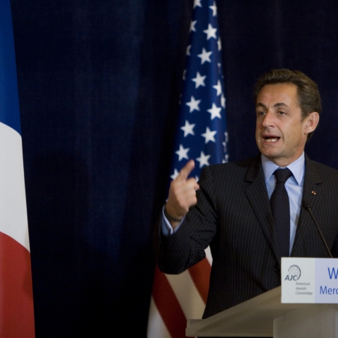 Remise du prix AJC A Light unto the Nations 2013 à Nicolas Sarkozy, président de la République. Novembre 2007