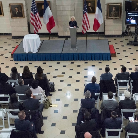 Jamie D. Mc Court, Ambassadrice des États-Unis en France, à l'occasion de la Commémoration de l'attentat de Pittsburgh. Octobre 2019